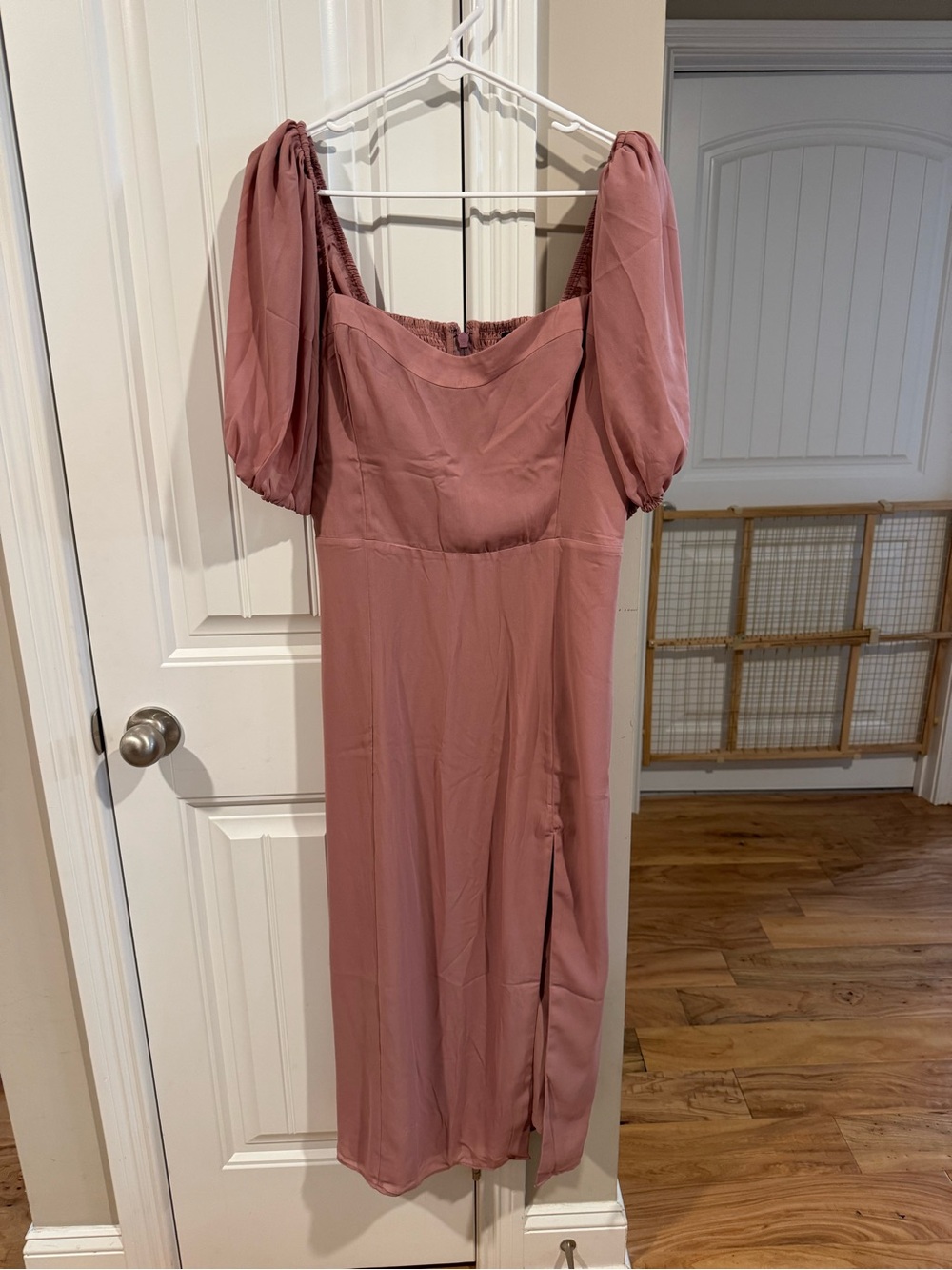 Abercrombie & Fitch Mauve Puff-Sleeve Midi Dress